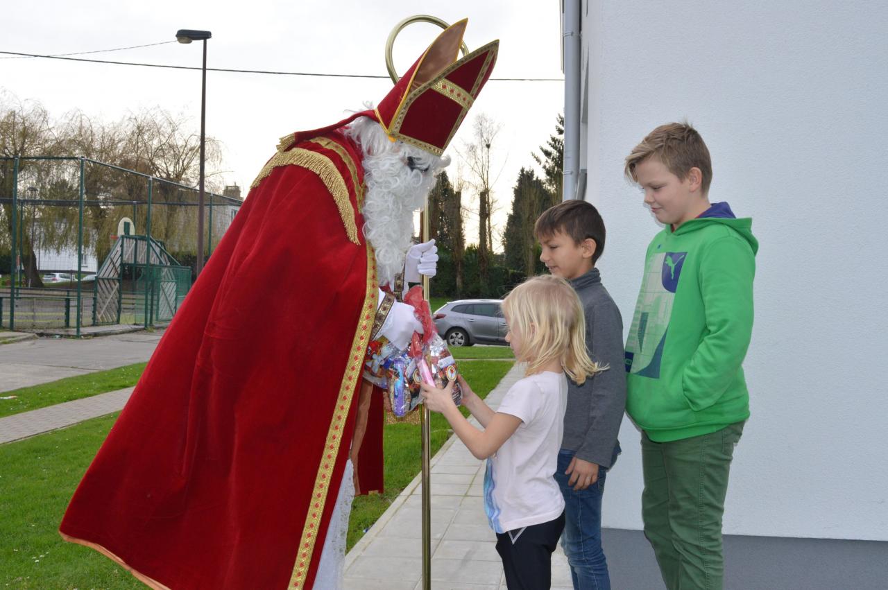 Passage de St-Nicolas samedi 5 décembre 2015