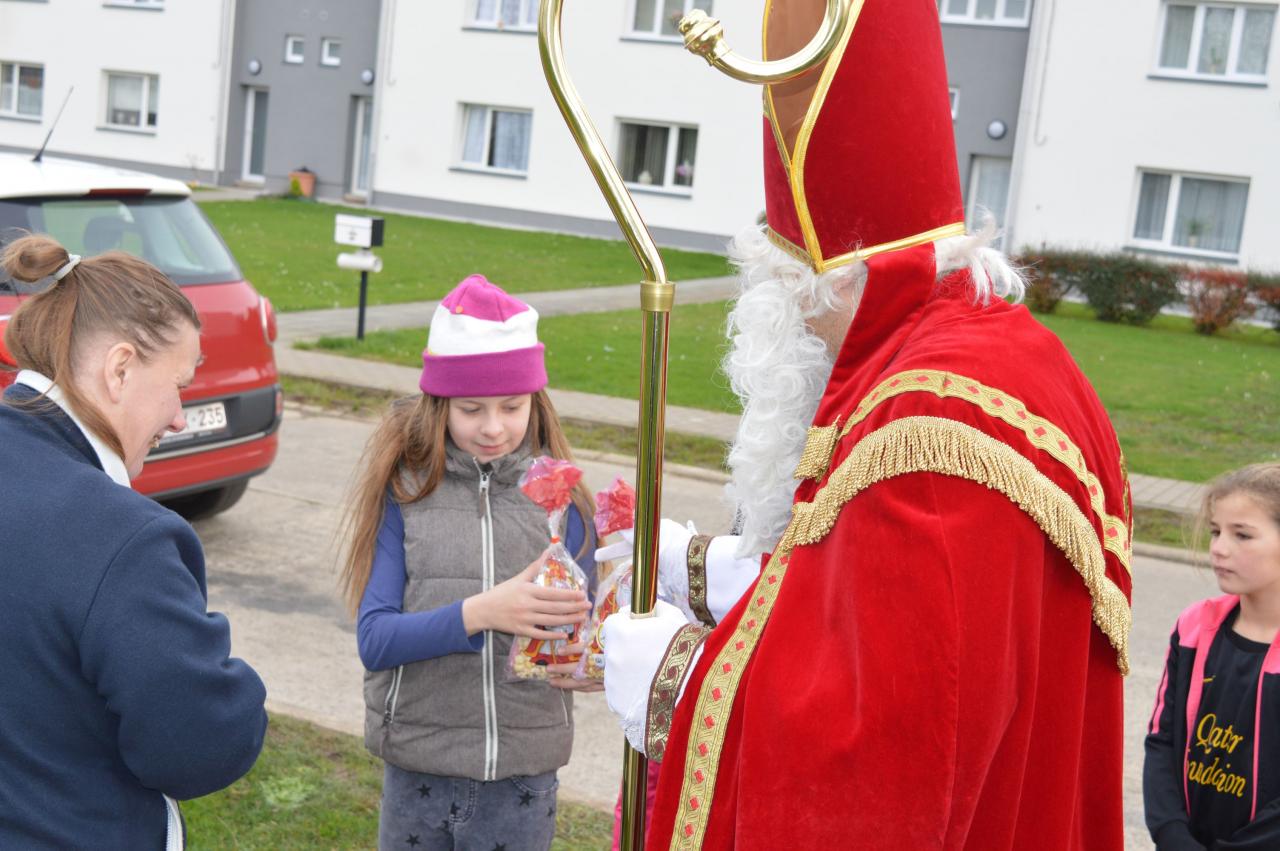 Passage de St-Nicolas samedi 5 décembre 2015